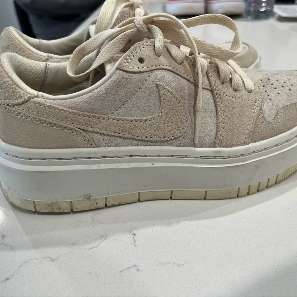 Nike Women's Beige Sneakers